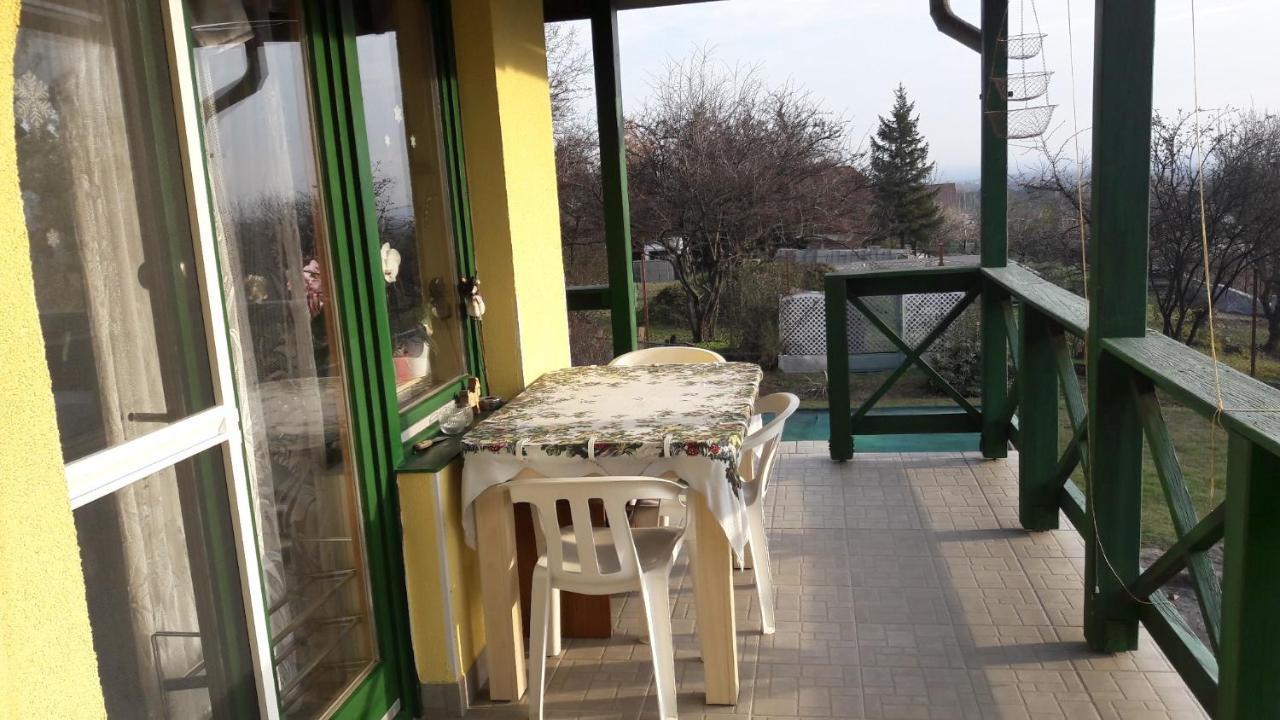 Csilla Nyaralo Villa Szentendre Luaran gambar