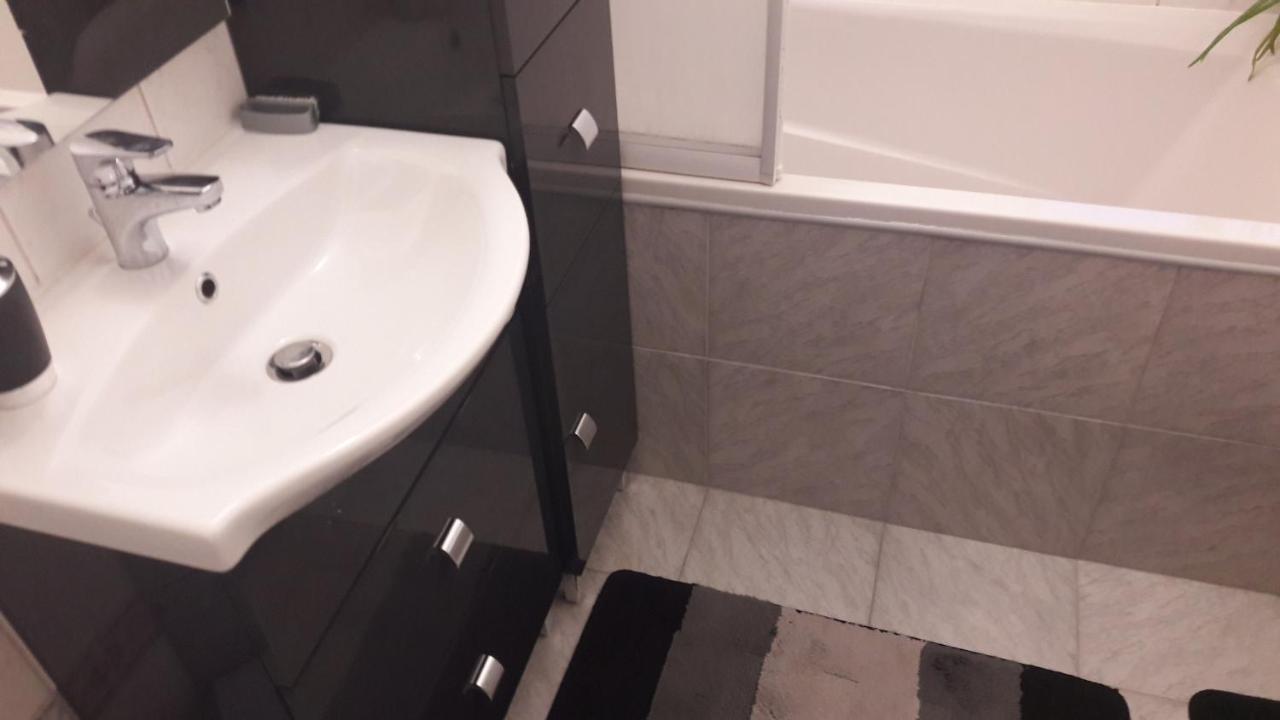Csilla Nyaralo Villa Szentendre Luaran gambar